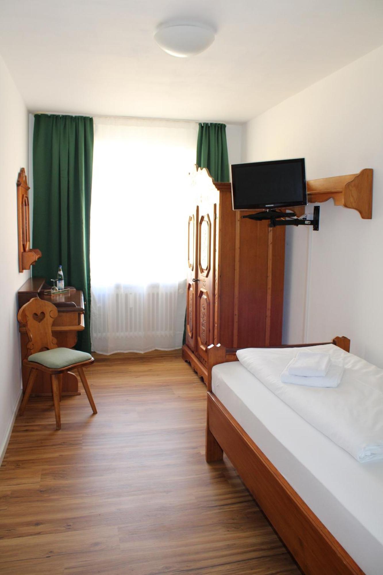 Gasthof Wolferstetter Vilshofen an der Donau Kamer foto